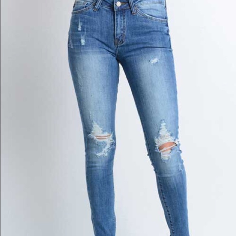 Trendy High Waisted Ripped Jeans